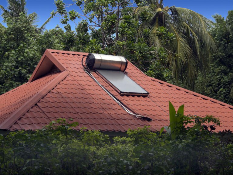 Solar hot water heater on roof